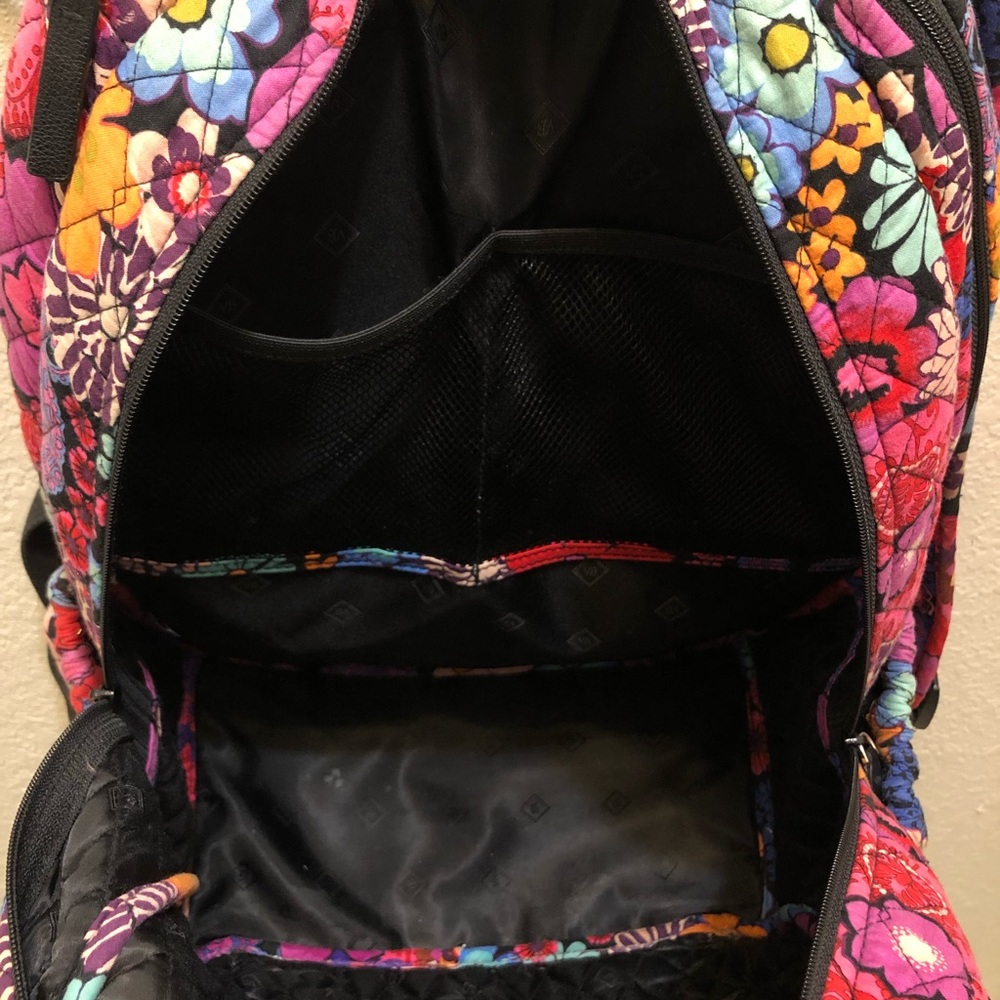 Vera Bradley Backpack - Picture 5 of 5